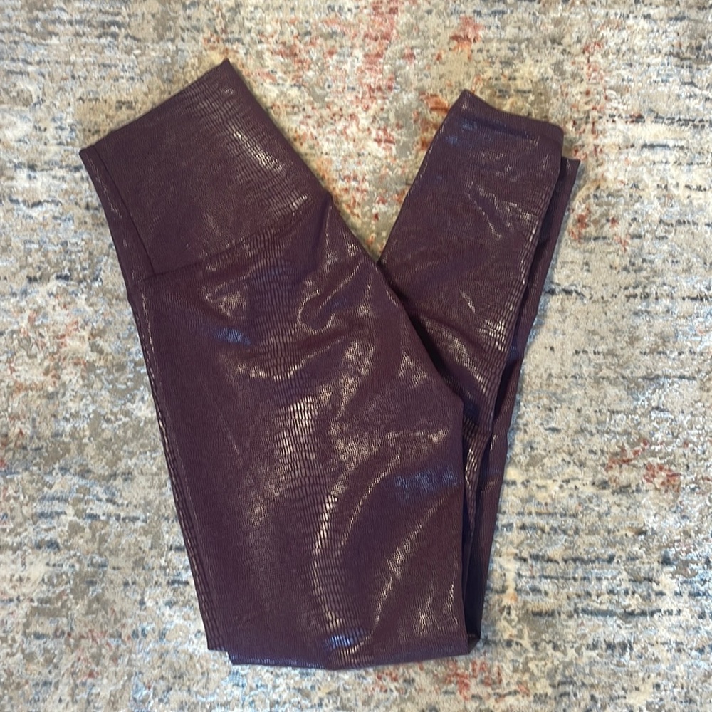 DYI plum purple snake skin leggings. Size XS